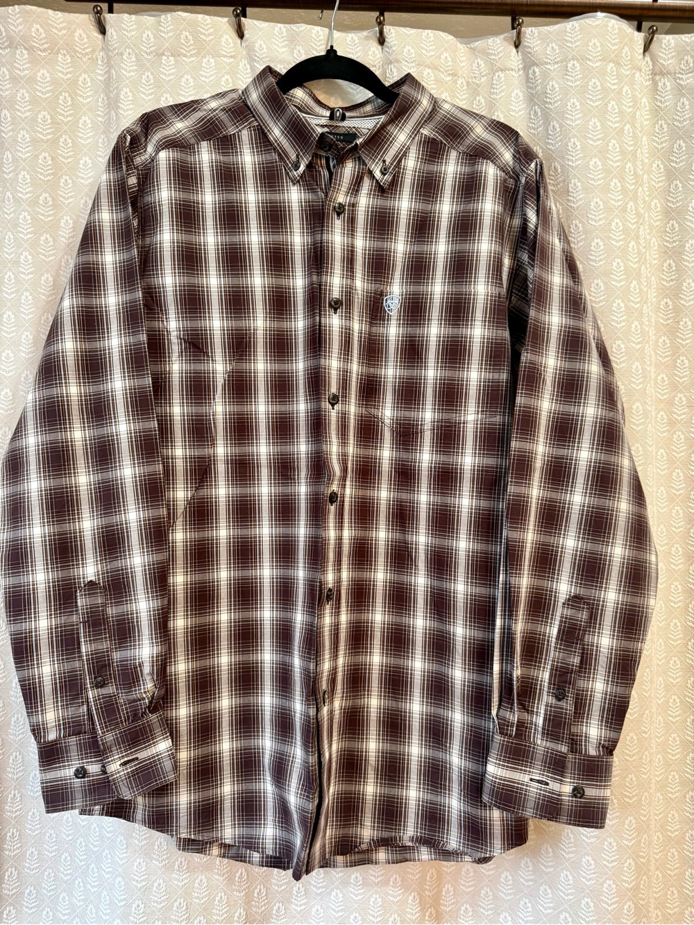 Ariat Men's Brown and White Plaid Button-Down Shirt